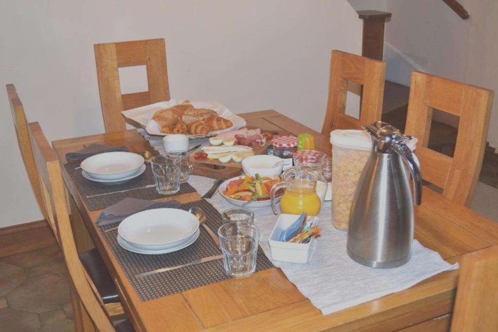 Les Bruyeres B&B Montbron Eksteriør billede